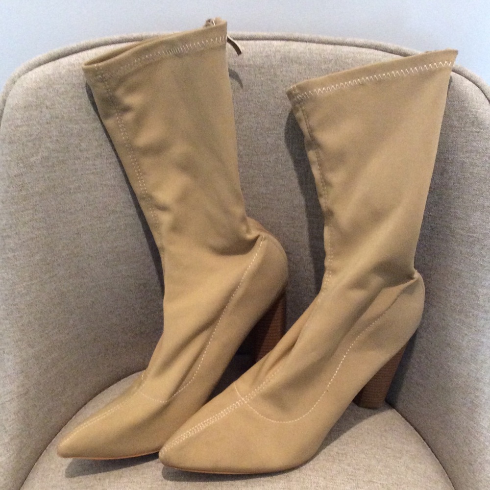 Women's Size 7 Public Desire Heel